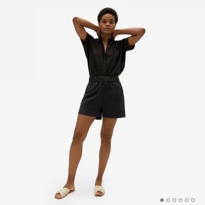 Everlane easy short in washed black